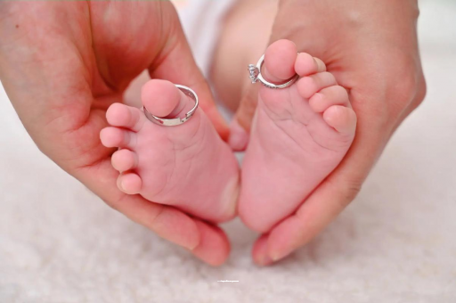 高安孕妇多久肚子变大